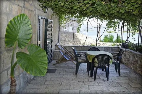 Apartmani Loredana - 2-bedroom-apartment With Sea View