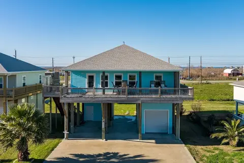 Aqua Splash 3 Bedroom Home