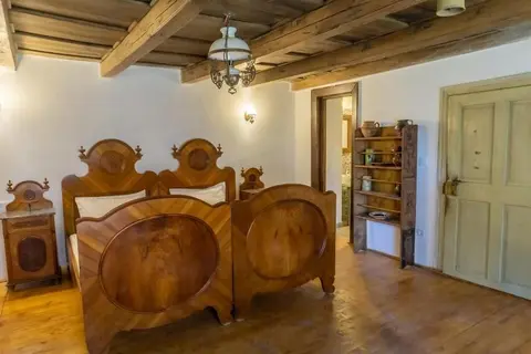 Șura din Seleuș