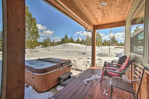 Mccall Home + Hot Tub ~ 2 Mi to Payette Lake