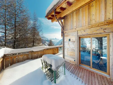 Cosy Chalet in Vex With Balcony