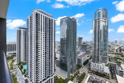Luxury 2br-2bth Balcony Pool