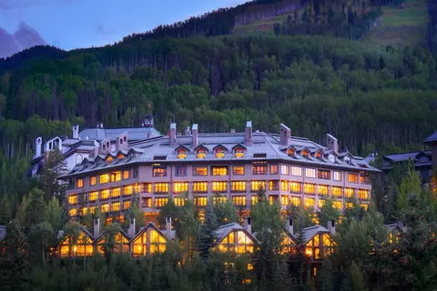 Ski In & Slopeside Luxury Townhome At Pines Lodge Sleeps 12 4 Bedroom Townhouse by RedAwning