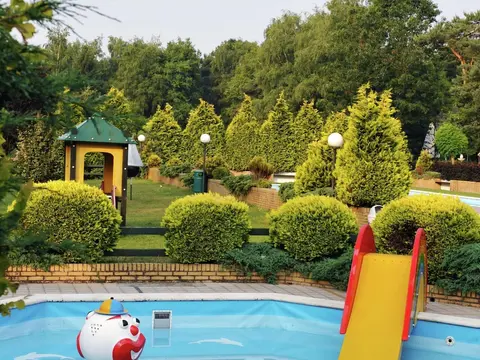 Chalet in Holiday Park With Private Terrace