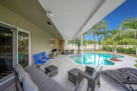 Oakland Palms in Oakland Park