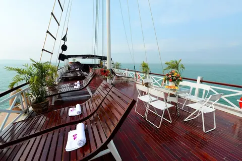 Imperial Legend Cruise Halong