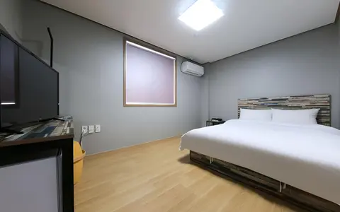 Buyeo Hongsan 3F Motel