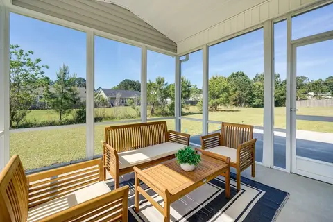 Wilmington Vacation Rental ~ 9 Mi to Beach!
