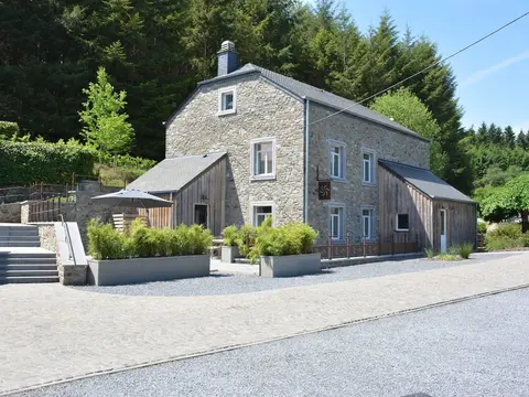 Cozy Holiday Home in Gedinne near Forest
