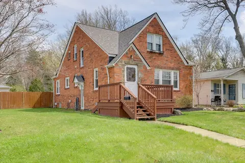 Chic Home w/ Deck, Walk to Lake Erie!
