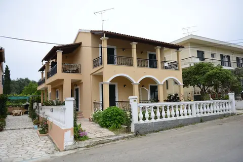 Nikos Cassiopeia Apartments