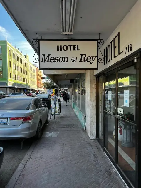 Meson Del Rey