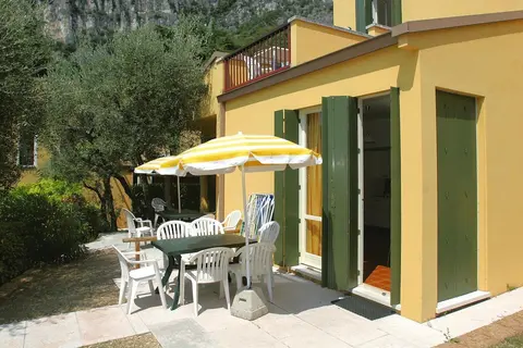 Residence Pratone, Garda