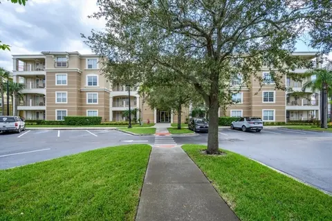 Epic Universe New Listing! Lakeview Condo, Vista Cay - 1017