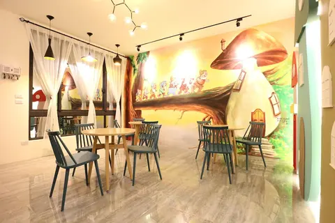 Mushroom Castle Guesthouse