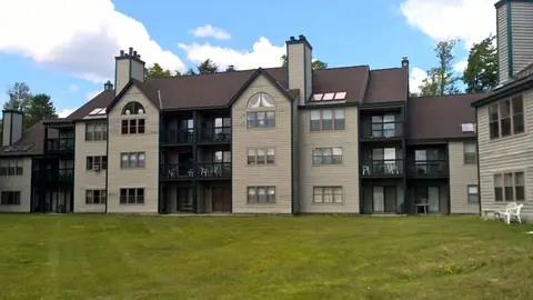 Ski-in, Ski-out 2 Br With View Of Ski Lift! 2 Bedroom Condo by RedAwning