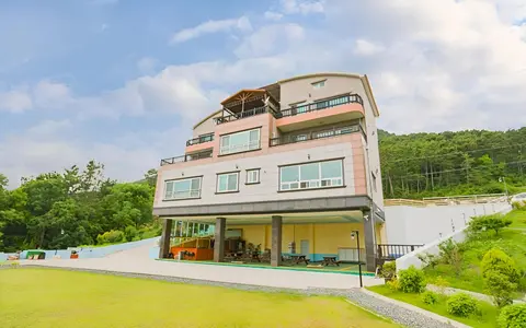 Geojedo Nomad Pension