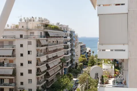 Celestial 3BR Apartment with Balcony