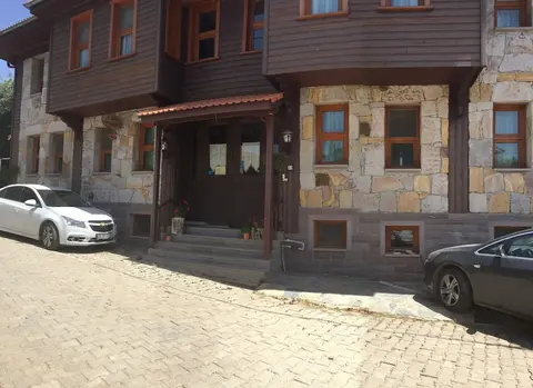 Konak Lapeistra