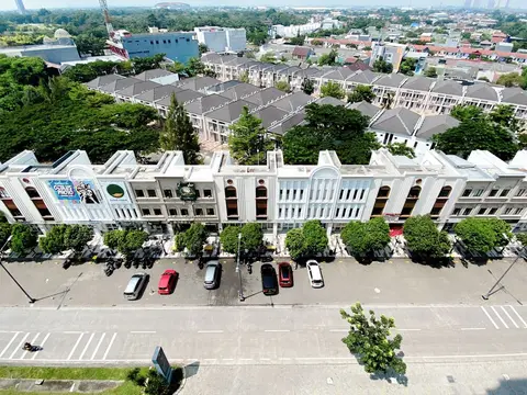 Beautifully Designed And Homey 1Br Apartment Mustika Golf Residence
