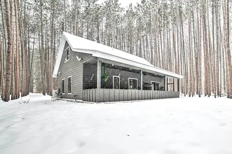 Bellaire Family Cabin: All-season Retreat!