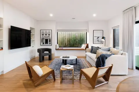 1 Beach House - Award-winning Luxury Smart Home