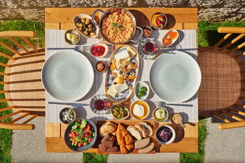 Meruno Alaçatı +12 Adult