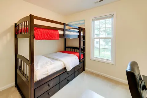 Havelock Townhome w/ Patio ~ 8 Miles to River