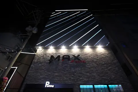 Busan Jaesongdong Max