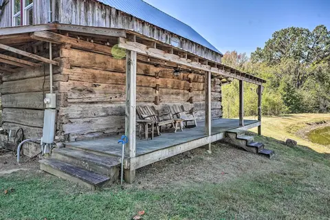 Unique Loft Cabin: Fire Pit & Fishing Access!