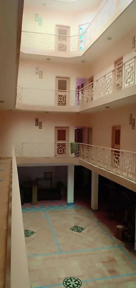 Hotel Golden Nest