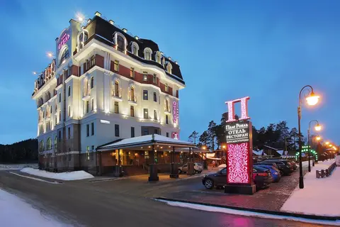 Palais Royal Hotel