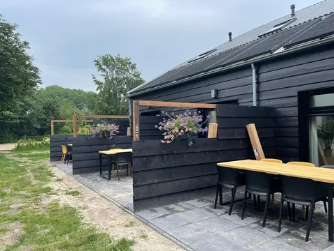 Apartment in Vrouwenpolder Near the Beach