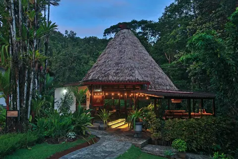 Corcovado Wilderness Lodge by SCP