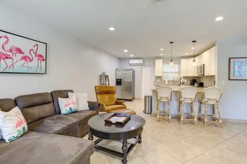 2 Mi to Swim & Shop: Updated North Palm Beach Home