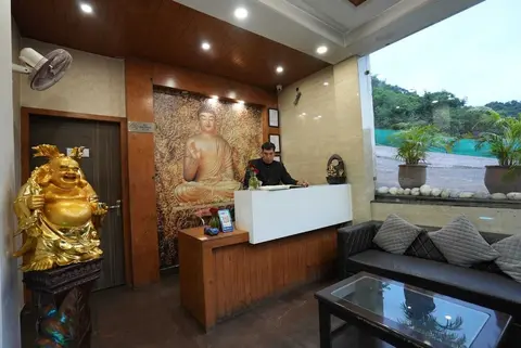 Royal suites Chakki Morh