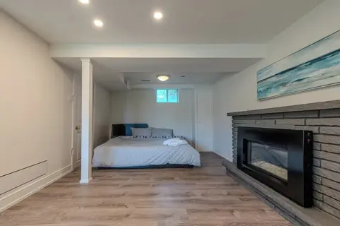 Sunny Side Retreat