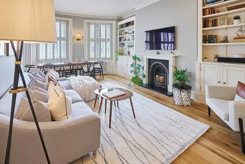 Host Stay Brunswick Place Apartment