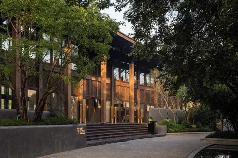 XIN HOTEL