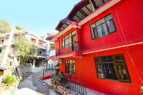 Fabhotel Ginger Grass