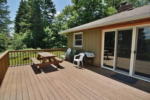 Thirty Point Lodge