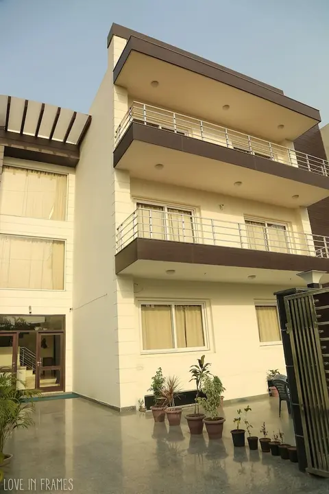 Treehouse Neo Casa-Unit of Neo Residency