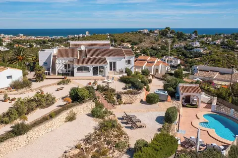 Villa Ayora