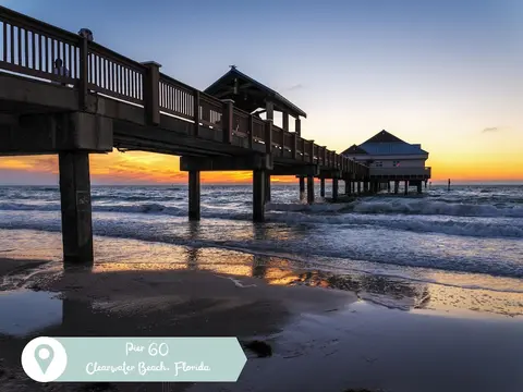 5 O'clock Somewhere - Short Term Rental 3 Bedroom Home by RedAwning