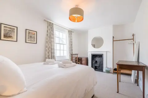 Host Stay Millfield House