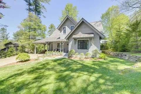 Stunning Cashiers Cottage Rental w/ Screened Porch