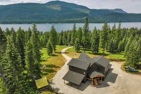 7 Mi to Boat Launch: Luxe Montana Family Home