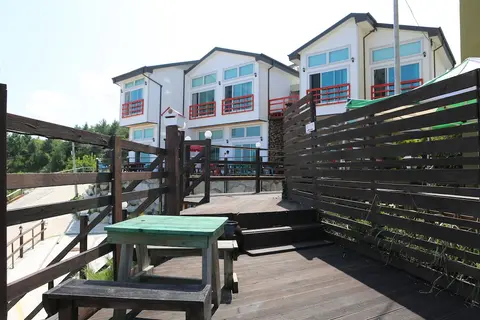 Seaview Pension