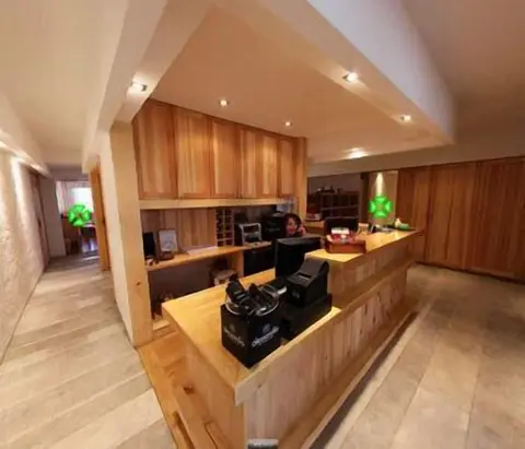 Merona Hotel