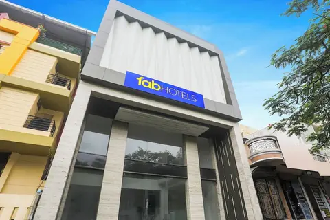 Fabhotel Empire